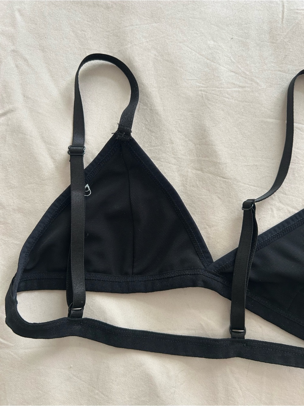 Dainty strappy black triangle bralette - Picture 3 of 3
